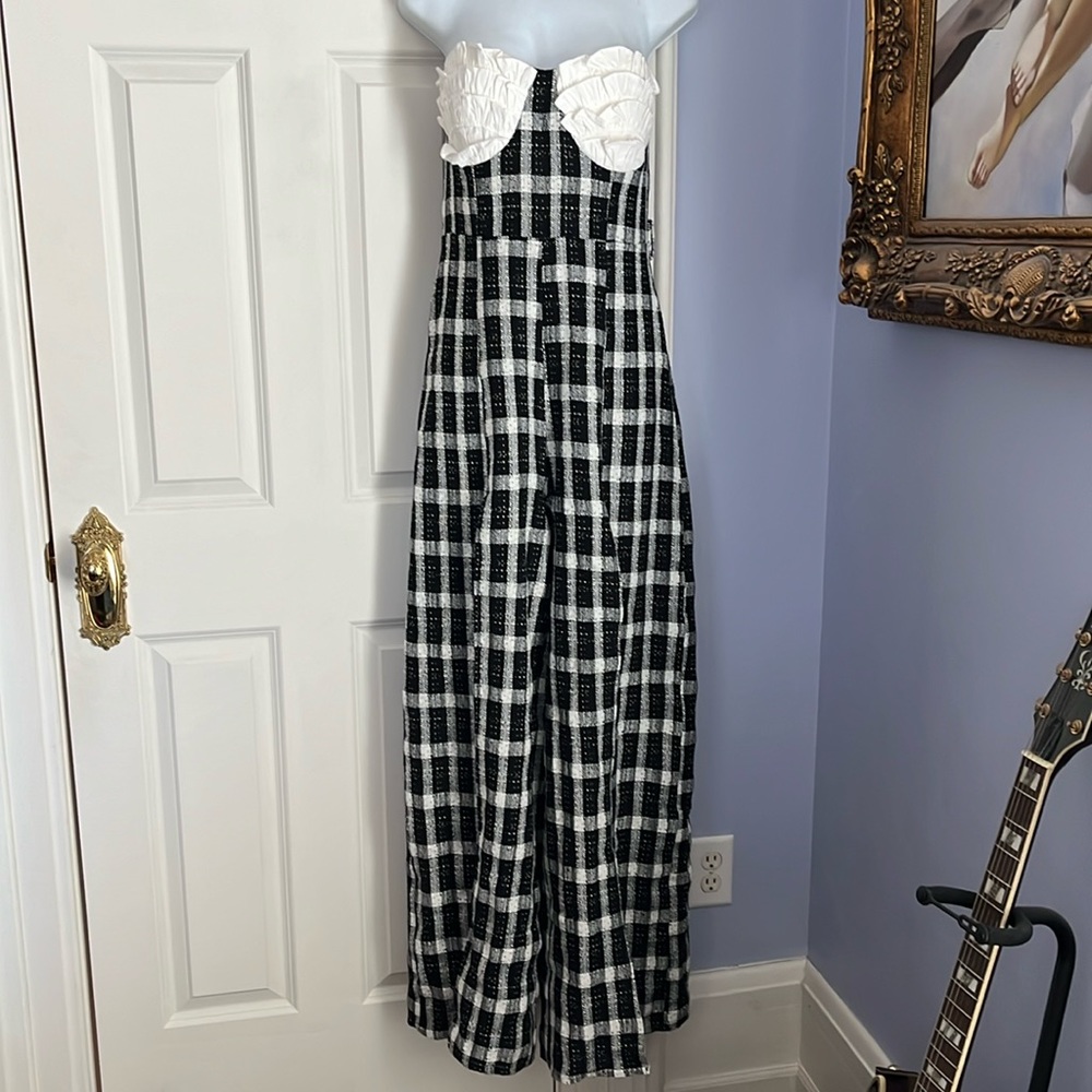 AKIRA Black & White Tweed strapless jumpsuit with split legs New Size Large